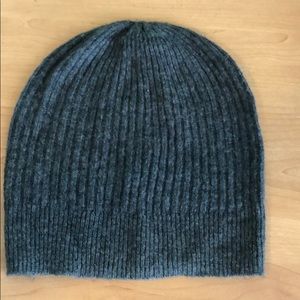 American Eagle Slouch Fit Beanie